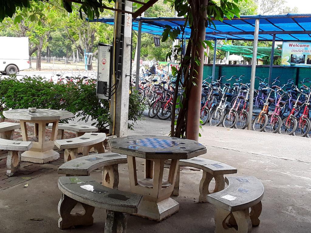Vitoonguesthouse2Fanrooms & Aircondition Sukhothai Luaran gambar