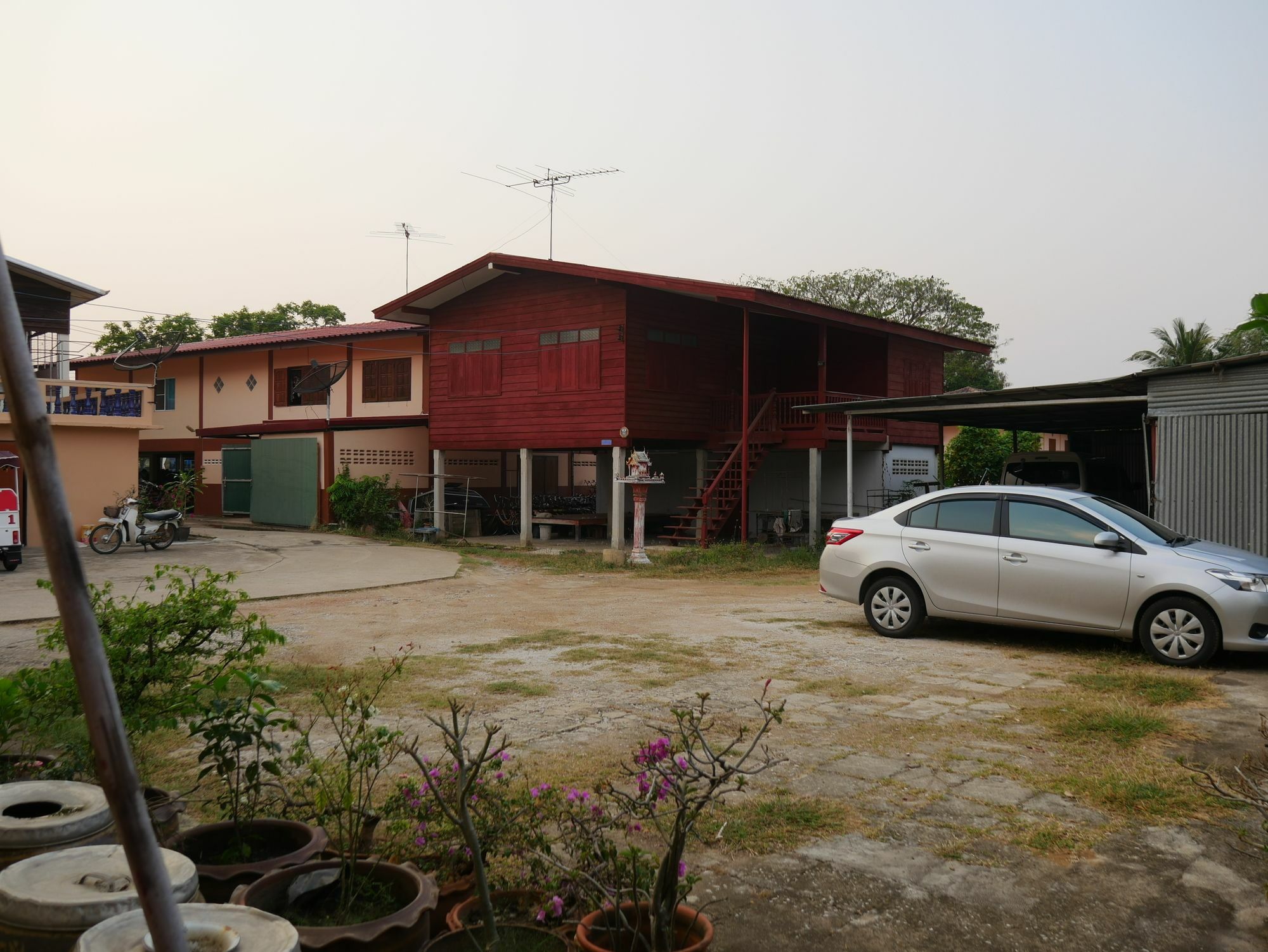 Vitoonguesthouse2Fanrooms & Aircondition Sukhothai Luaran gambar