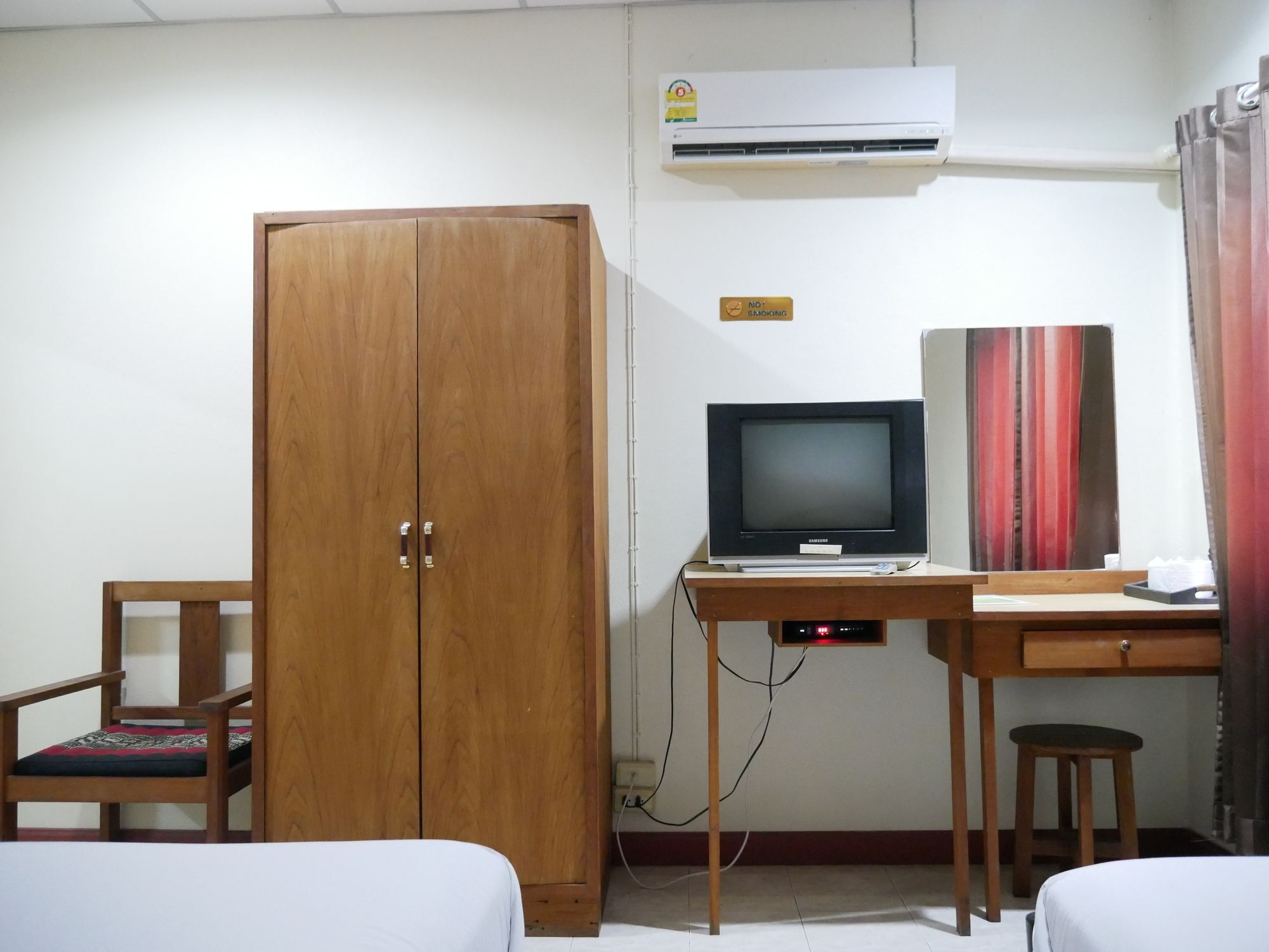 Vitoonguesthouse2Fanrooms & Aircondition Sukhothai Luaran gambar